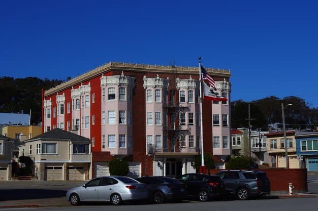 Short-Term Rentals vs. Hotels: Where Should Investors Place Their Bets?